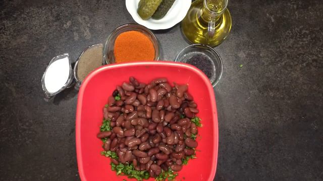 Աղցան #կարմիր լոբով - Салат из красной #фасоли - Salad with red #beans смотреть онлайн