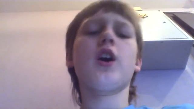 Идиот поет оперу смотреть онлайн