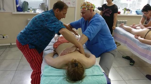 Небольшая часть видео с обучения "Багуа массажу тела" с Александром Ермолаевым смотреть онлайн
