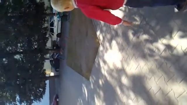 Задом наперед)(2) смотреть онлайн