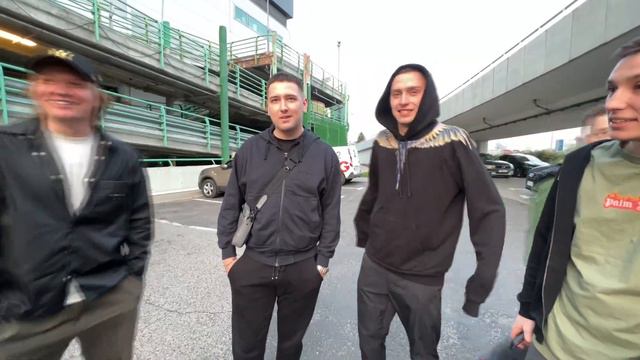 Iceberg - IRL (Twitch клипы): ВСТЕЧАЕМ ЗЛОГО В ВАРШАВЕ; Случайно встретили Симпла. Zloy, Simple смотреть онлайн