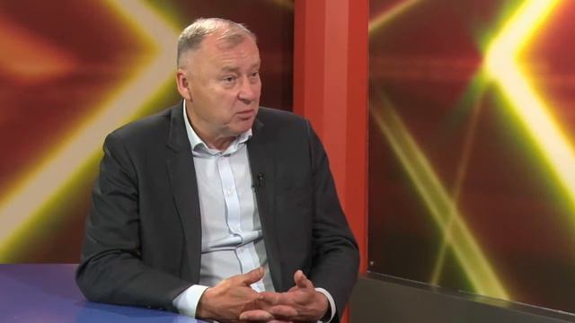 В студии Андрей Мельников, директор Югорского НИИ информационных технологий. смотреть онлайн