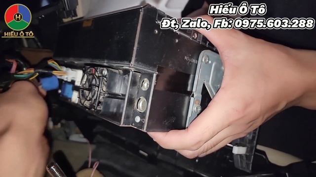 Sửa Màn Hình Lexus LS460, Hướng Dẫn Tháo Màn Xe Lexus LS460 | Hiếu Ô Tô