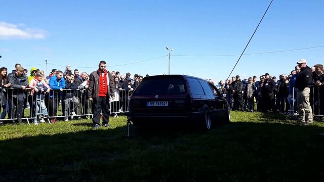 Vag Nowy Staw 2017 - Konkurs na najgłośniejszy wydech - Passat B3 VR6 "Vwoźny" смотреть онлайн