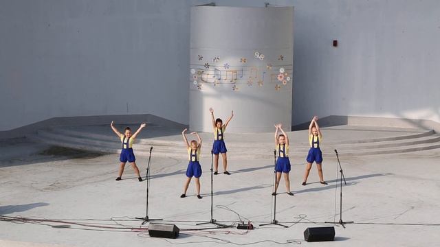 Студия "Ритм" На десерт смотреть онлайн