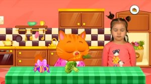 Арина и котик Bubbu играют в игре | Арина как мама собирает Бубу в детский сад