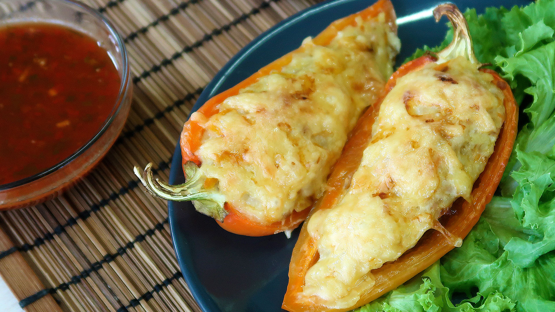 Фаршированные перцы с фаршем и булгуром в духовке смотреть онлайн