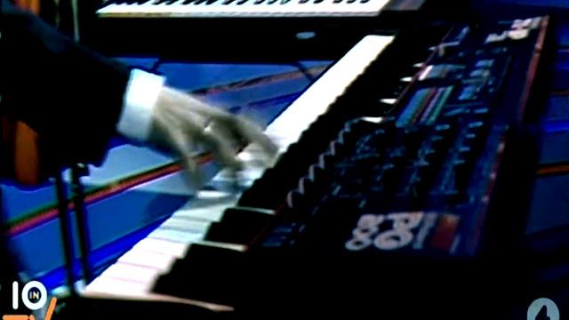 Carrara - Shine On Dance (Popcorn 1984)