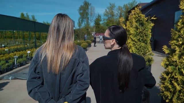 ПИТОМНИК РАСТЕНИЙ посадил 300 туй за 1 день? СЕРЯБКИНА рассказала как это было смотреть онлайн