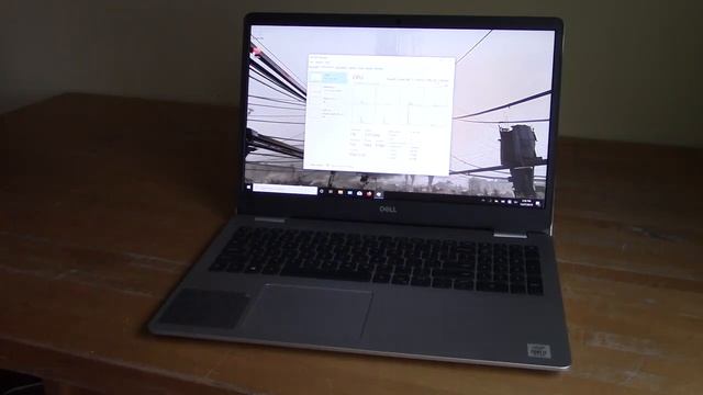 Dell Inspiron 15 5593 Late 2019 Laptop Review 720p смотреть онлайн