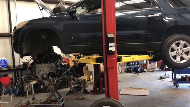 2008 Saturn Outlook 3.6 Timing chain смотреть онлайн