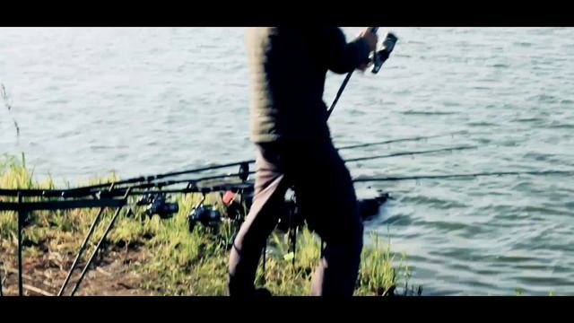 Рыбалка на пруду Корчагенец в конце лета. смотреть онлайн