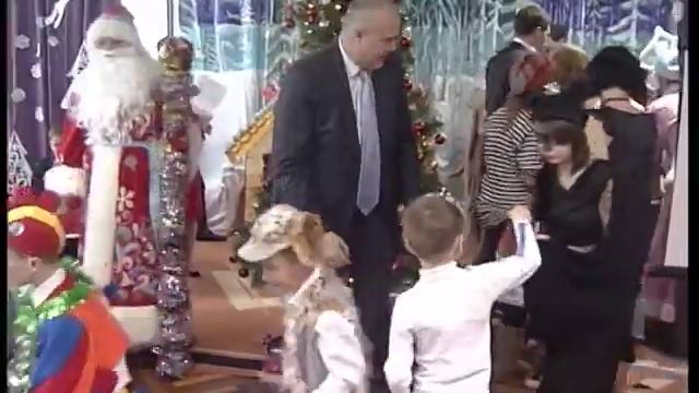 Новогодняя сказка для детей, которые больше всего нуждаются в чуде смотреть онлайн