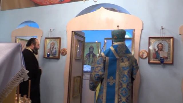 Освящение купола и креста для храма в честь иконы Божией Матери "Избавительницы" г.Орска смотреть онлайн