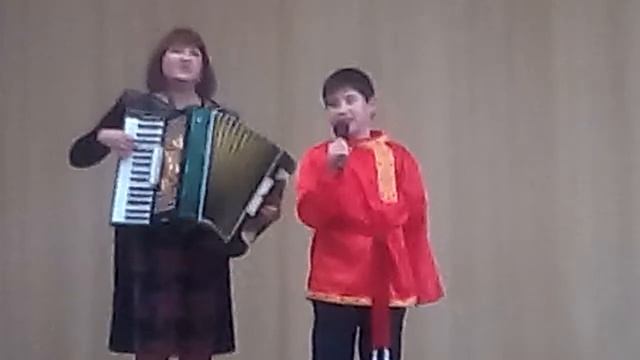 Мальчик Алёша Абдуллаев поёт русскую народную песню смотреть онлайн