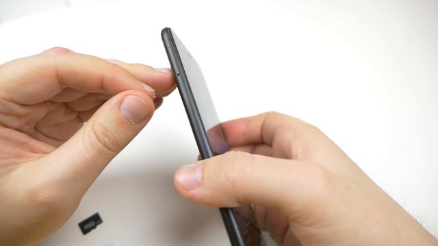 Huawei P10 - Как вставить СИМКУ и карту памяти microSD Хуавей П10 смотреть онлайн