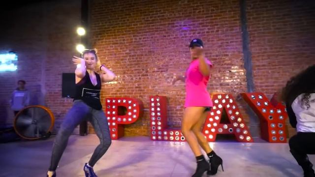 Christina Aguilera - Candyman - Choreography by Marissa Heart смотреть онлайн