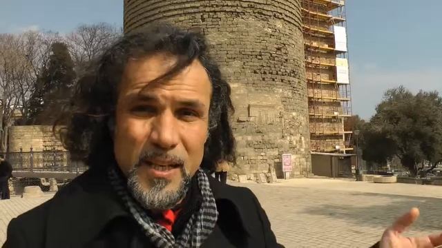 Девичья Башня в Баку: Феномен засняли на видео смотреть онлайн