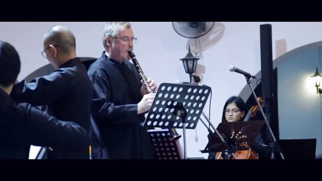 Mozart Clarinet Concerto in A major K.622 "Adagio" CYO & CU Chamber ft. Richard Harvey смотреть онлайн