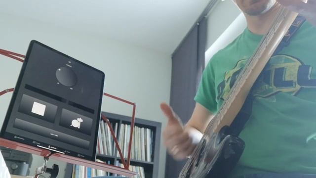 Groovy Metronome - Jam Buddy funk style (slap) смотреть онлайн