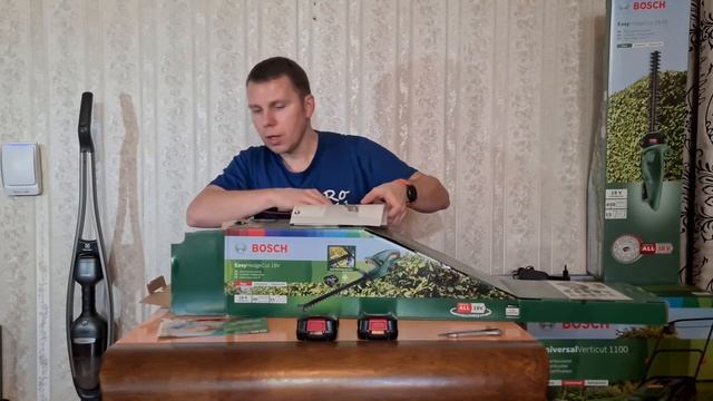 4K Обзор EasyHedgeCut 18-45 от Бош / Акумуляторный садовый кусторез Bosch UniversalHedgeCut 18V. смотреть онлайн