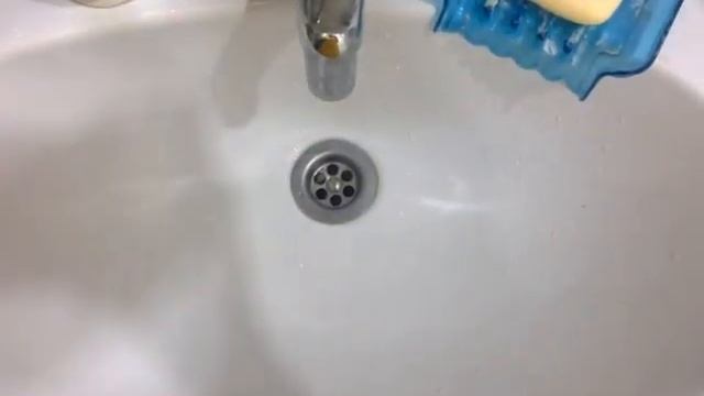 дозатор зубной пасты смотреть онлайн