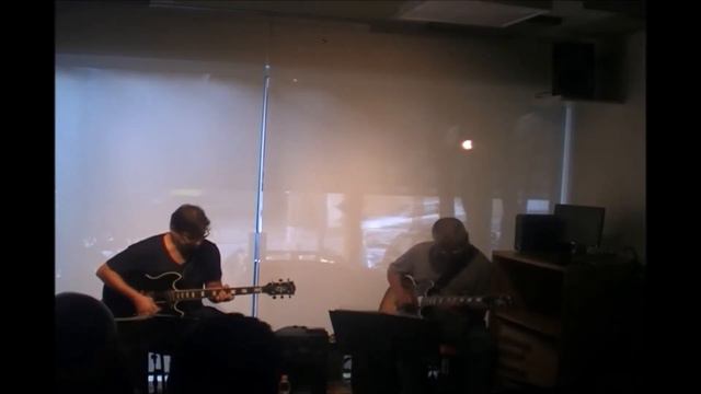 Kiko Moura & Alvaro Gonçalves ( Besame Mucho ) смотреть онлайн
