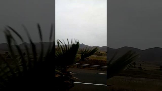 Atlas la chaîne montagneuse. Marrakech Maroc tourisme смотреть онлайн