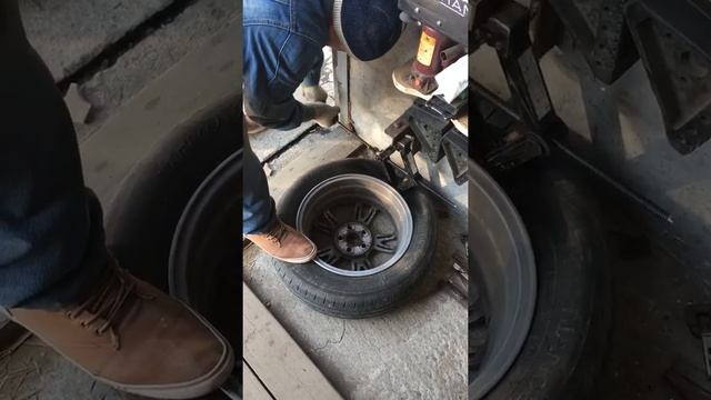 Разбортовка колеса своими руками. смотреть онлайн