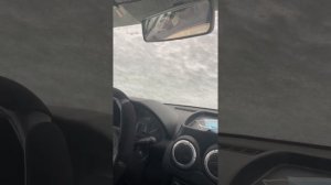 Что делать если машину после переобувки тянет в право?
