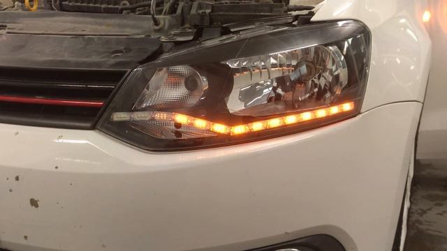 ДХО поворотник Volkswagen Polo смотреть онлайн