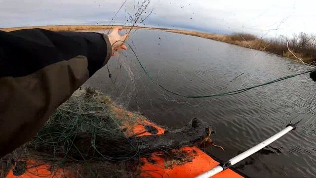 Озеро Кумлекуль. Приехал ловить рыбу,но клюют сети. смотреть онлайн