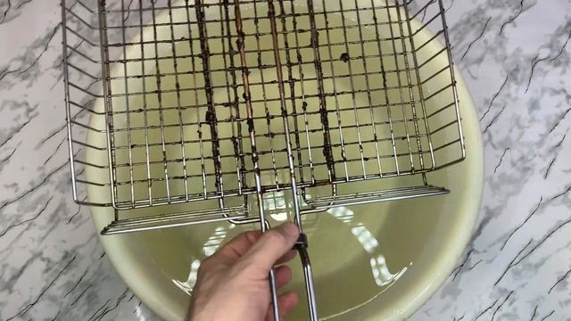 ОТЧИСТИТЬ РЕШЕТКУ ДЛЯ ГРИЛЯ - ЛЕГКО И ПРОСТО!!! Чистка сетки для гриля или барбекю. смотреть онлайн