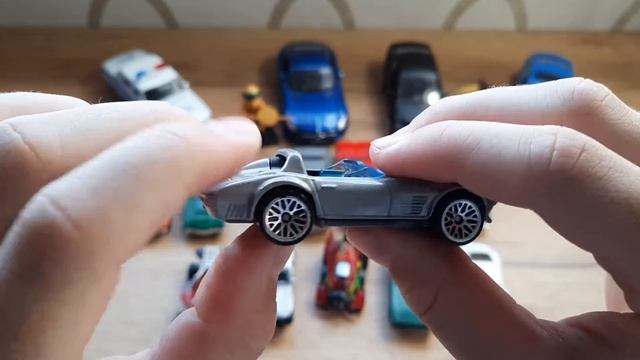 Обзор машинок HotWheels. Моя коллекция.