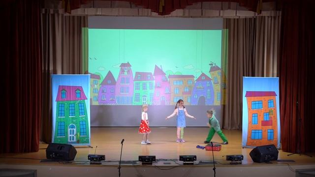 Спектакль "Пеппи Длинный Чулок" смотреть онлайн