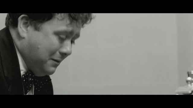 A CALL BOY IN HOLLYWOOD - TRAILER смотреть онлайн