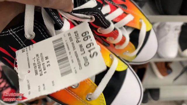 Michigan Nike React PE On Clearance At Burlington In Chicago смотреть онлайн