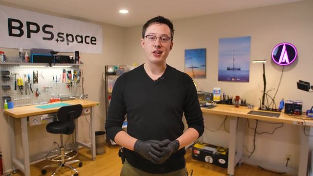 $1 vs $1B Aerospace Company | BPS.space vs Astranis Shop Tour смотреть онлайн