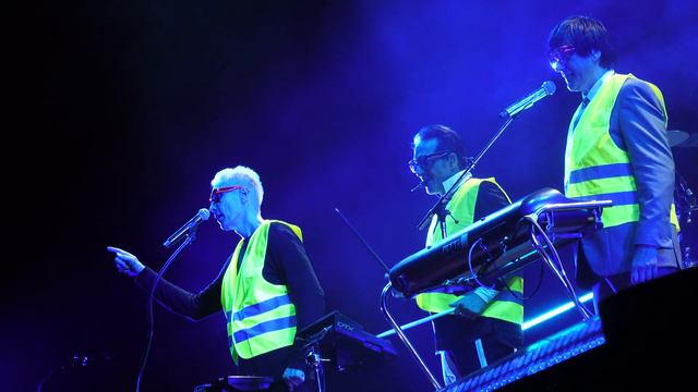 Die Ärzte "Elektrobier" Dresden Rudolf-Harbig Stadion 9. Juni 2022 смотреть онлайн