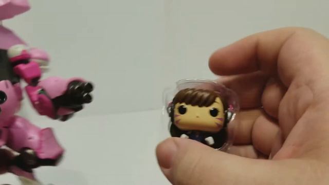 Funko Pop D.Va with Meka from Overwatch смотреть онлайн
