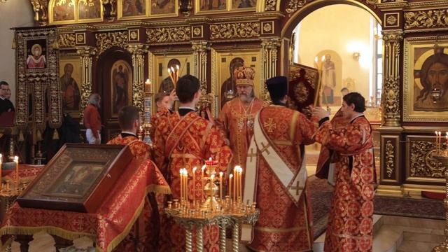 Праздник Преполовения Пятидесятницы. Архиерейское богослужение в Спасском монастыре (10.05.2023 г.) смотреть онлайн