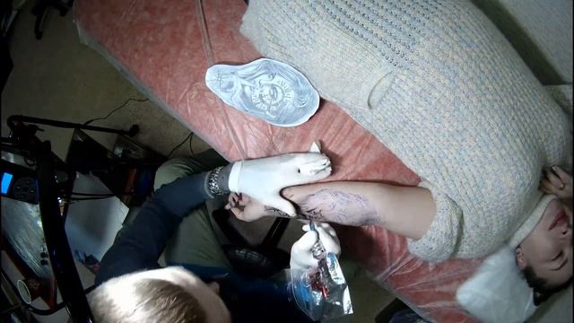 Родители ужасно отнесутся, но я все равно сделаю татуировку смотреть онлайн