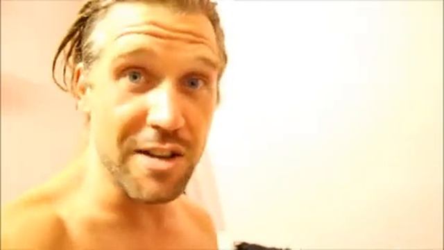 Violin Exploded In My Face смотреть онлайн