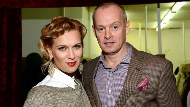 АХНУЛИ ВСЕ! Кто муж и как выглядят 2 сыновей актрисы Олеси Судзиловской? смотреть онлайн