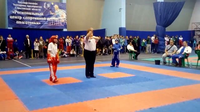 Кикбоксинг 12 лет. ПФО г.Саратов Кировский Матвей Логинов в синем. смотреть онлайн