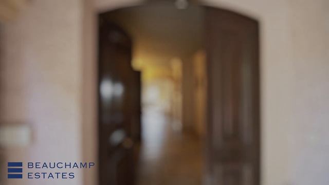 7 Bedroom Villa for Sale in Tanneron смотреть онлайн