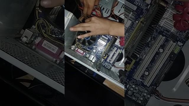 как поменять процессор компьютера             Kompyuter Protsesorini Almashtirishning Eng Oson Usul