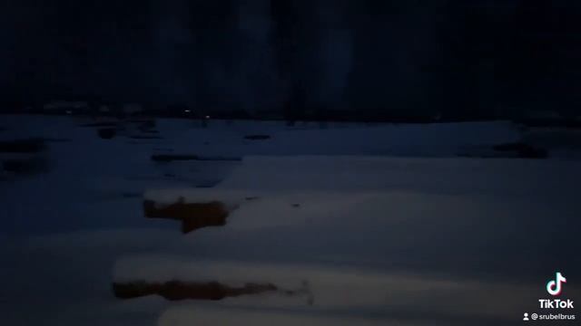 Брёвна для сруба диаметр 28-32 см. Длина бревна 12м. смотреть онлайн