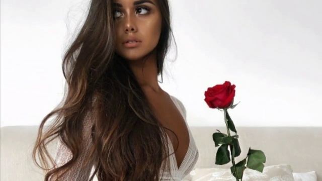 Это песня ищут все...Супер хить 2019 смотреть онлайн