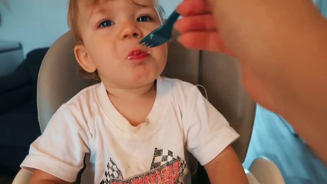 Обленилась / Завтрак с вечера? Меню на всю семью/Робот-мечта! Игра с малышом / Купила себе подарок смотреть онлайн